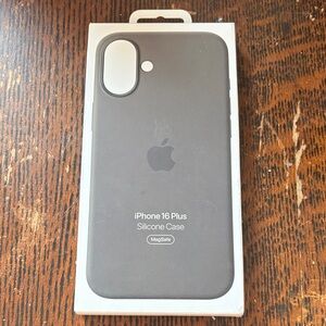 Apple iPhone 16 Plus Silicone Case - Dark Gray
I ordered through apple